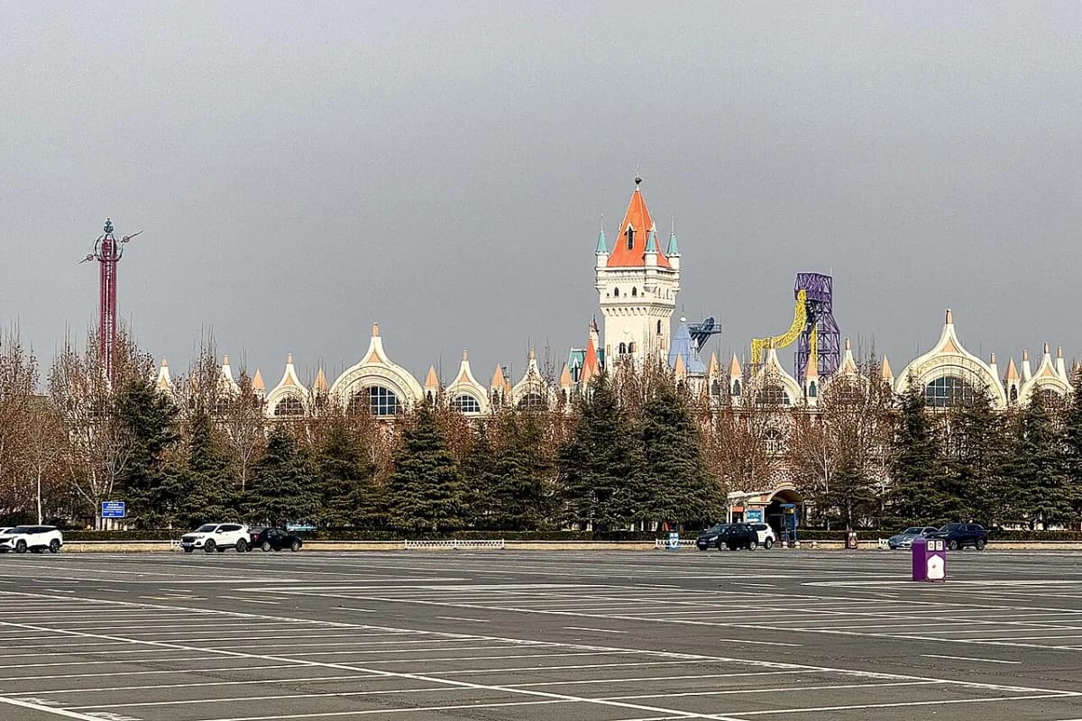 Fantawild Adventure Zhengzhou in Zhongmu, Zhengzhou, Henan, China
